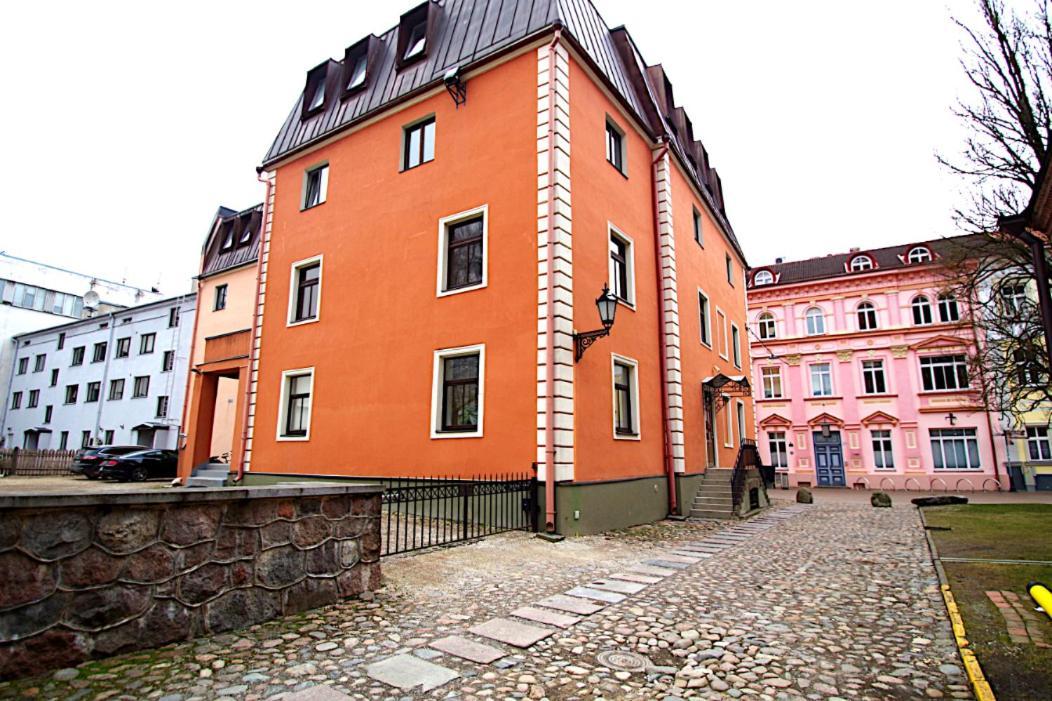 Appartamento Panda House - Luxury In Old Town Tartu Esterno foto